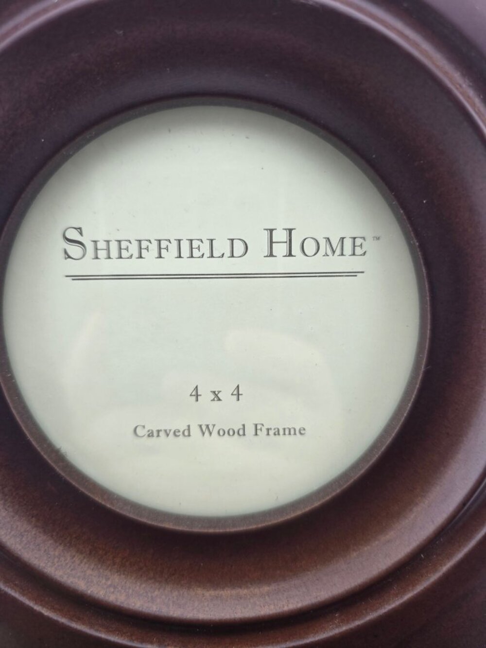 Sheffield Home 4x4 Carved Wood Frame With Round Insert - Picture 2 of 9